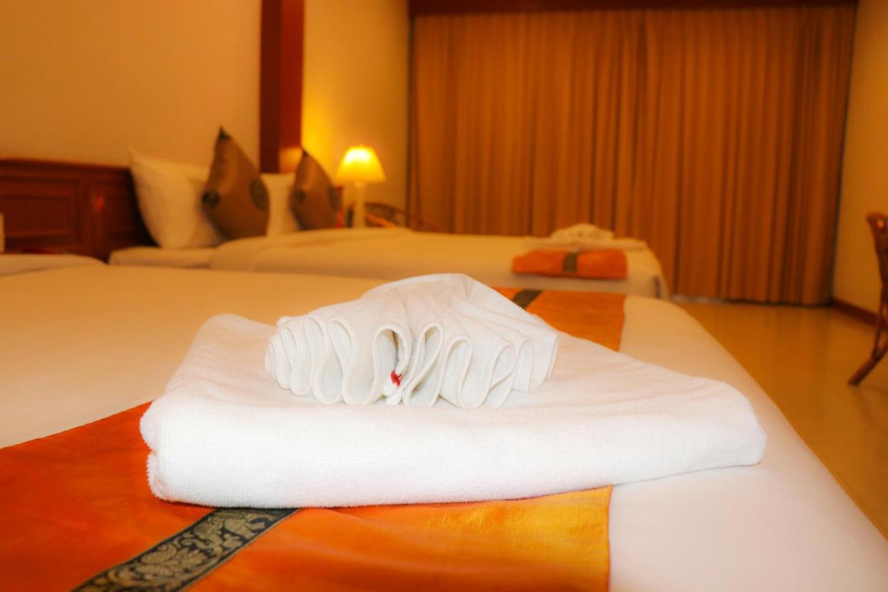सहारा Andaman Seaside Bangtao 3*