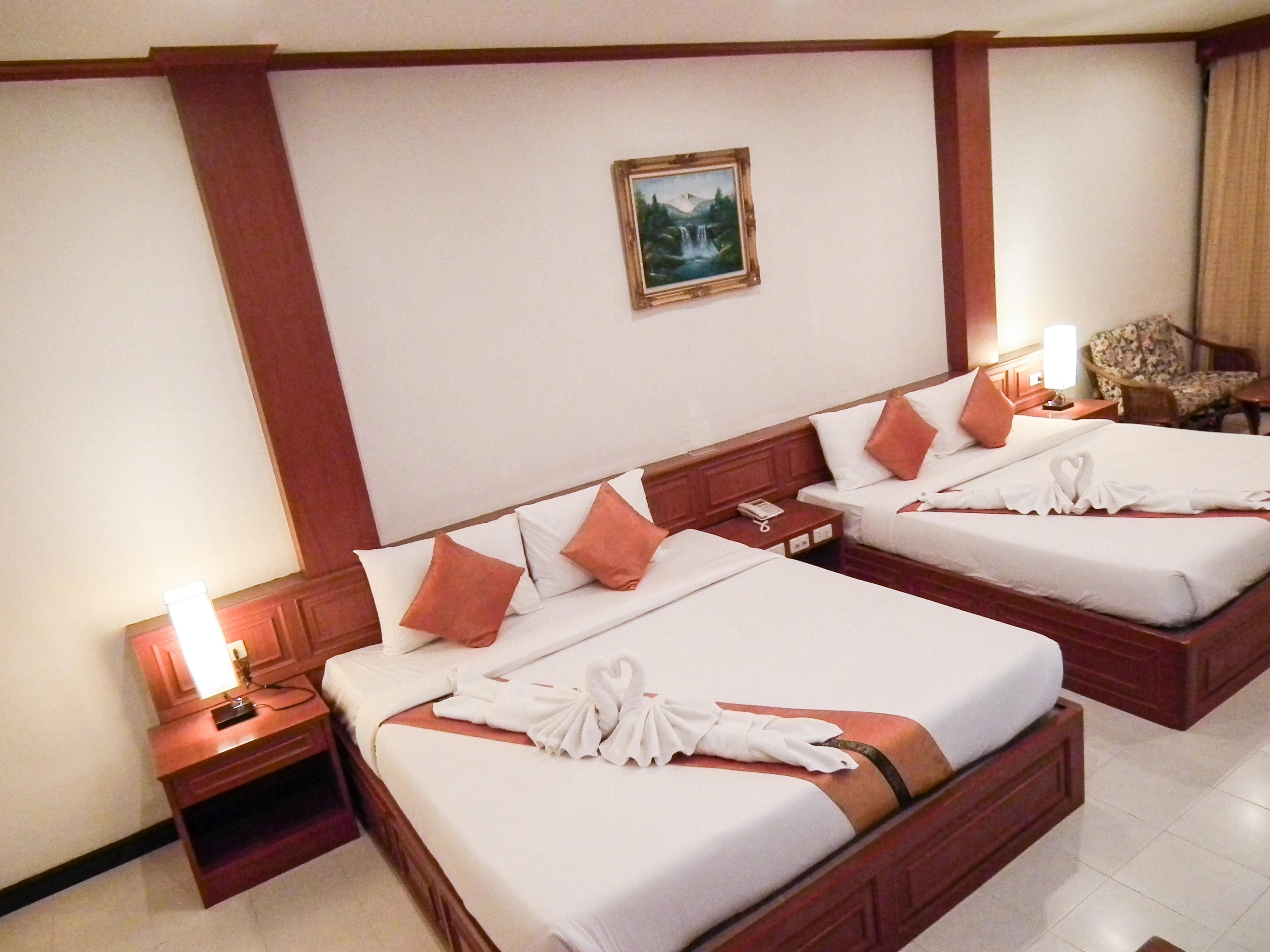 Курортный комплекс Andaman Seaside Bangtao Пляж Банг Тао
